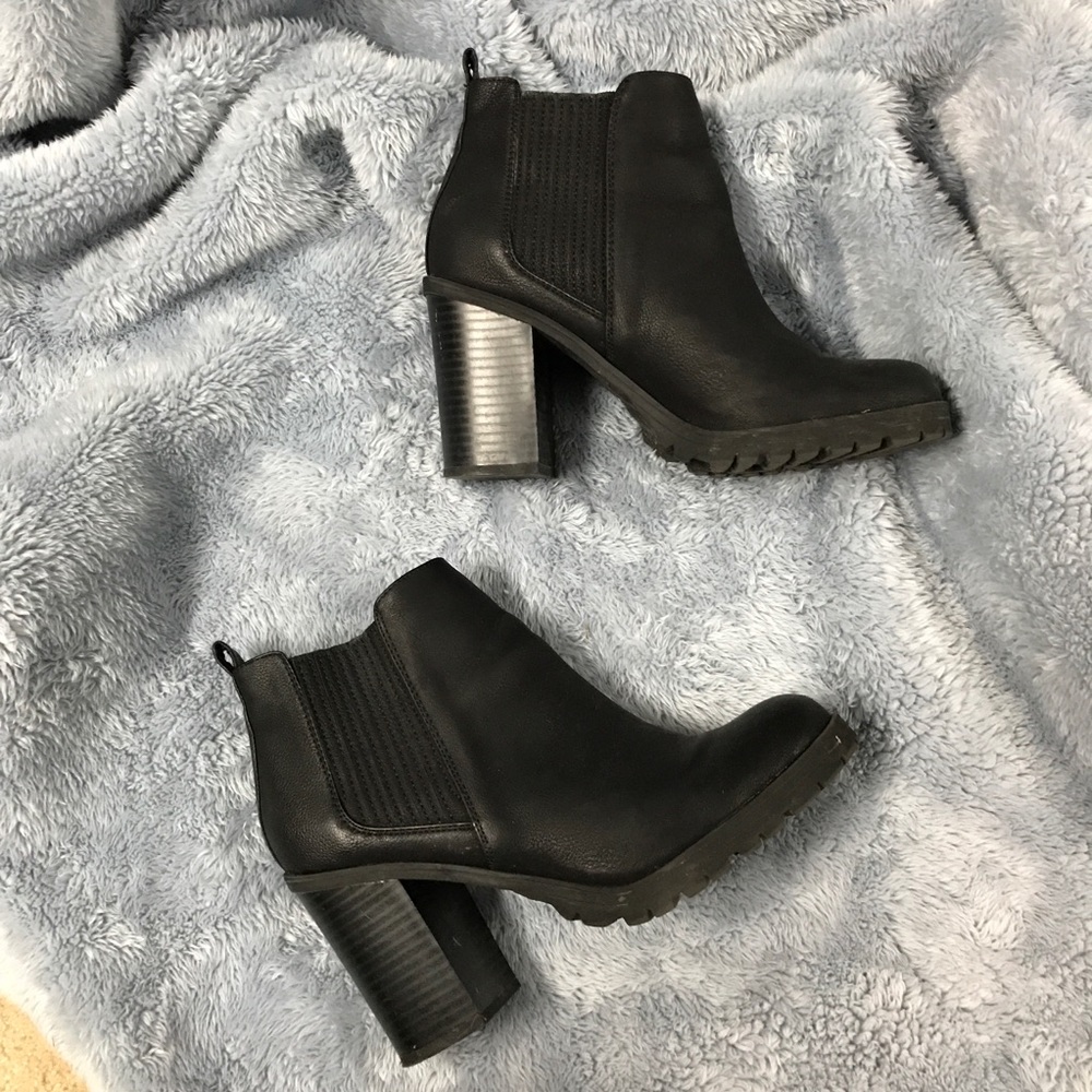 Sam&Libby Chelsea Boots